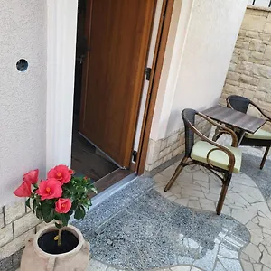 Apartman Mareamor Studio Rab, Palit
